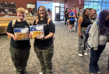 CG-GraduationCapGownPickup20250416 (6)
