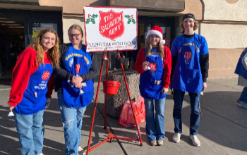 CG-KeyClubSalvationArmyBellRinging20221217 (1)