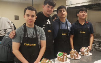 VG-CulinaryArtsGingerbreadHousesAndCookies20241216 (5